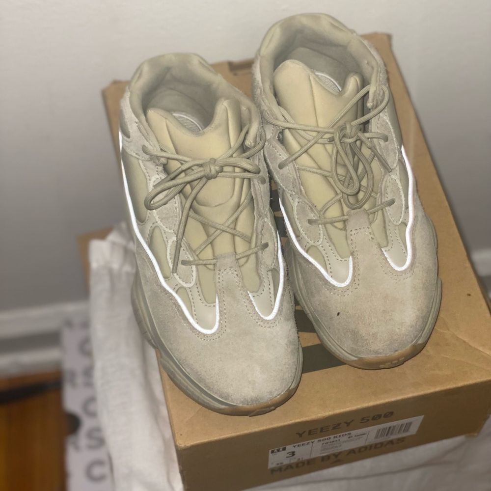 Yeezy 500 Kids